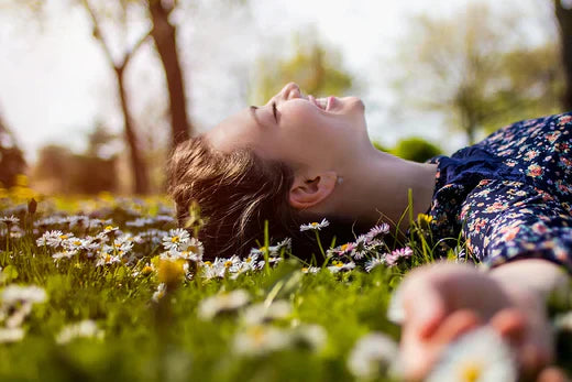 ¡Dale la bienvenida a la primavera! Consejos para una piel radiante y nueva energía.